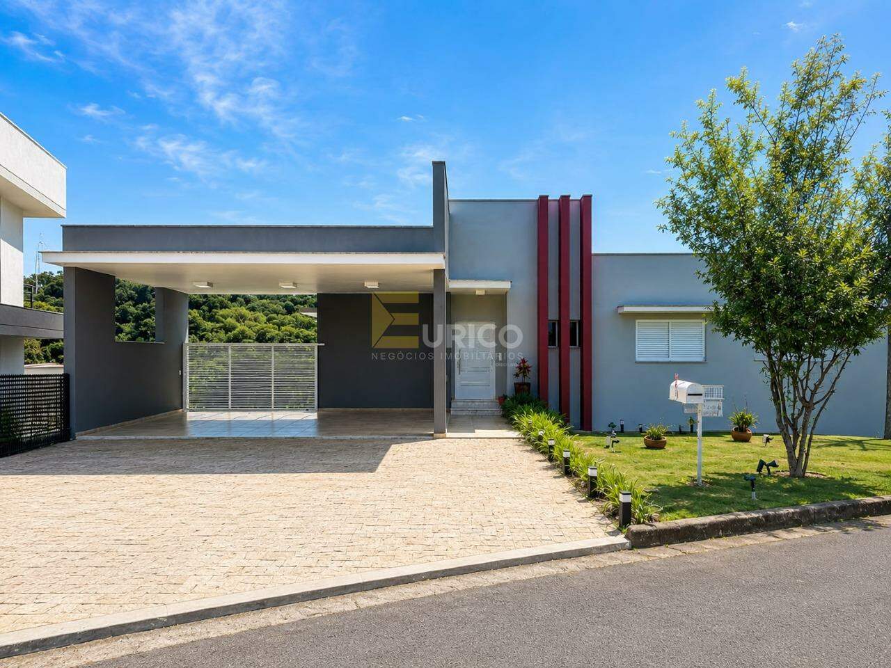 Casa em condomínio à venda no Condomínio Vila Hípica I em Vinhedo/SP: 