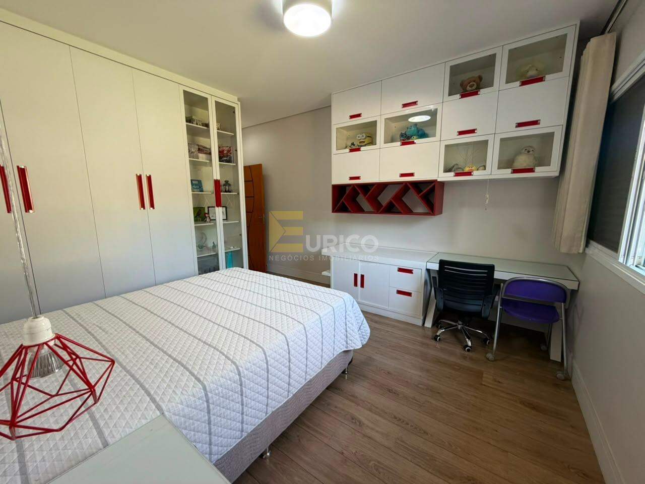 Casa em condomínio à venda no Condomínio Vila Hípica I em Vinhedo/SP: 
