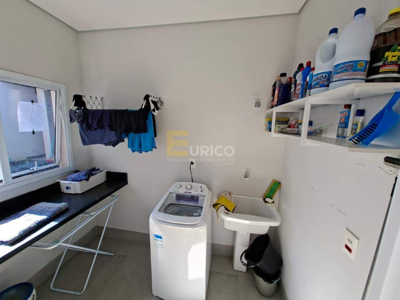 Casa em condomínio à venda no Condomínio Bosque dos Cambarás em Valinhos/SP: