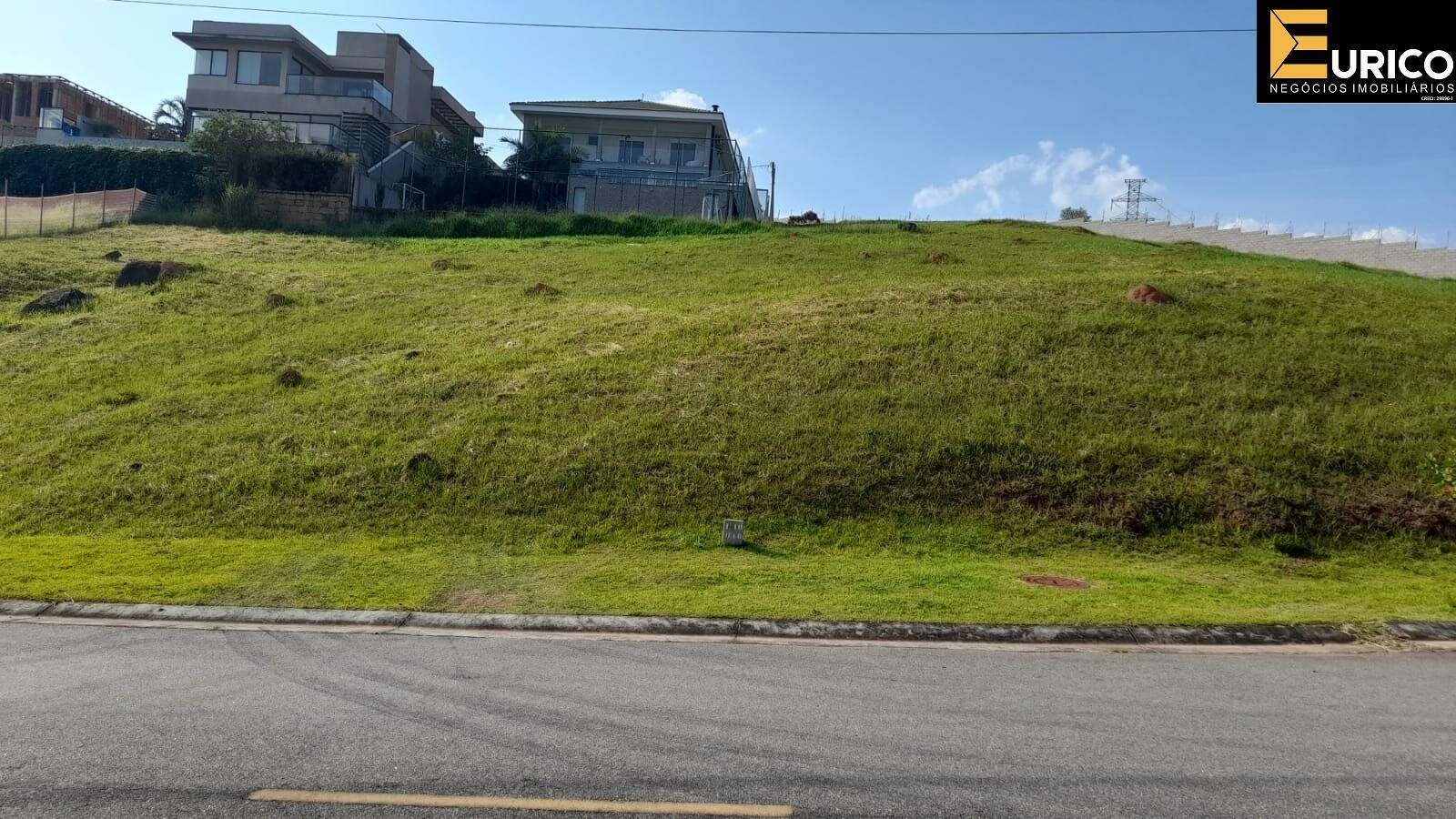 Terreno à venda no Condomínio Campo de Toscana em Vinhedo/SP: Foto 01