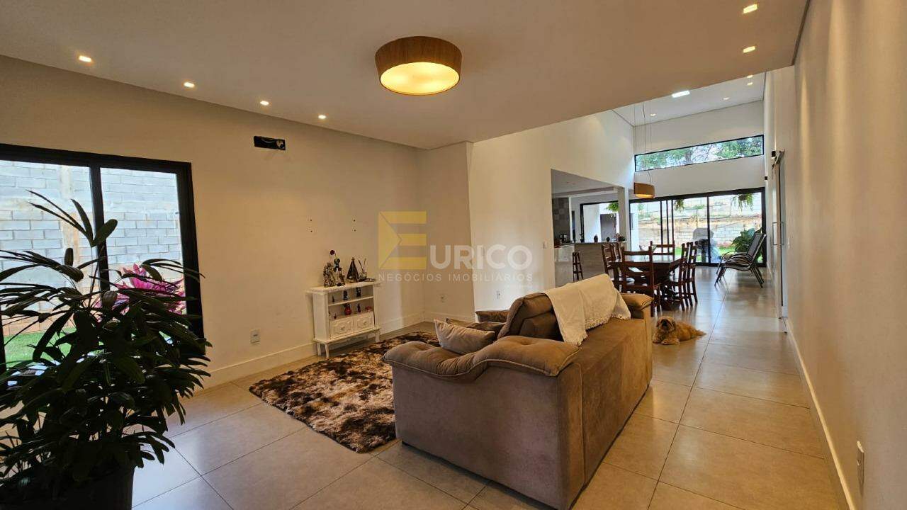 Casa em condomínio à venda no Condomínio Vila Hípica II em Vinhedo/SP: 