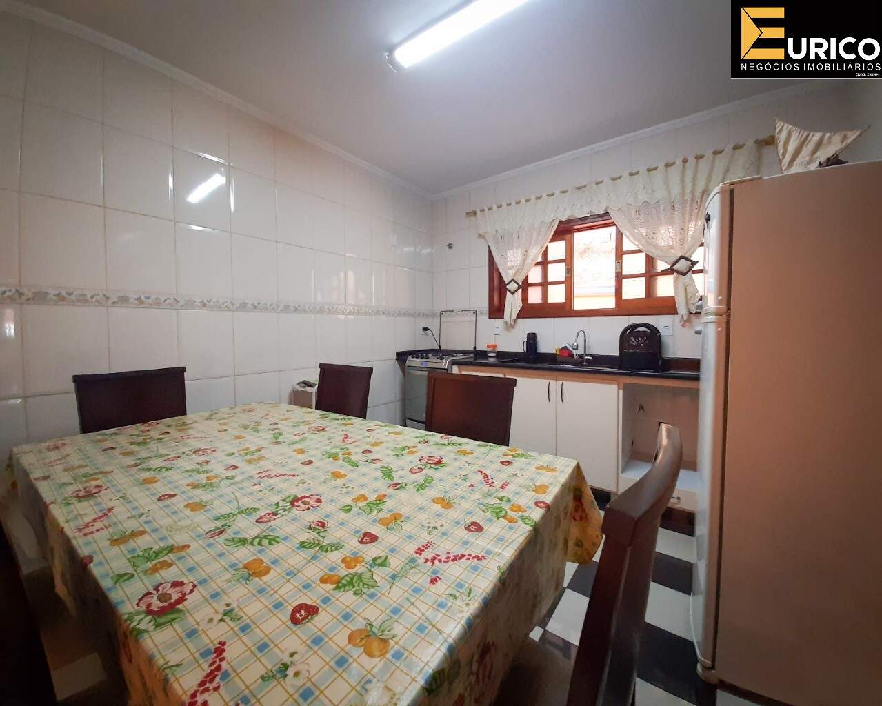 Casa à venda no Jardim Lago Azul em Louveira/SP: Foto 06