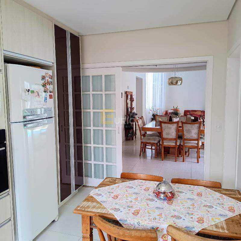 Casa em condomínio à venda no Bosque em Vinhedo/SP: 