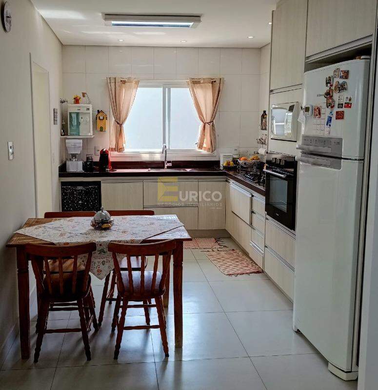 Casa em condomínio à venda no Bosque em Vinhedo/SP: 