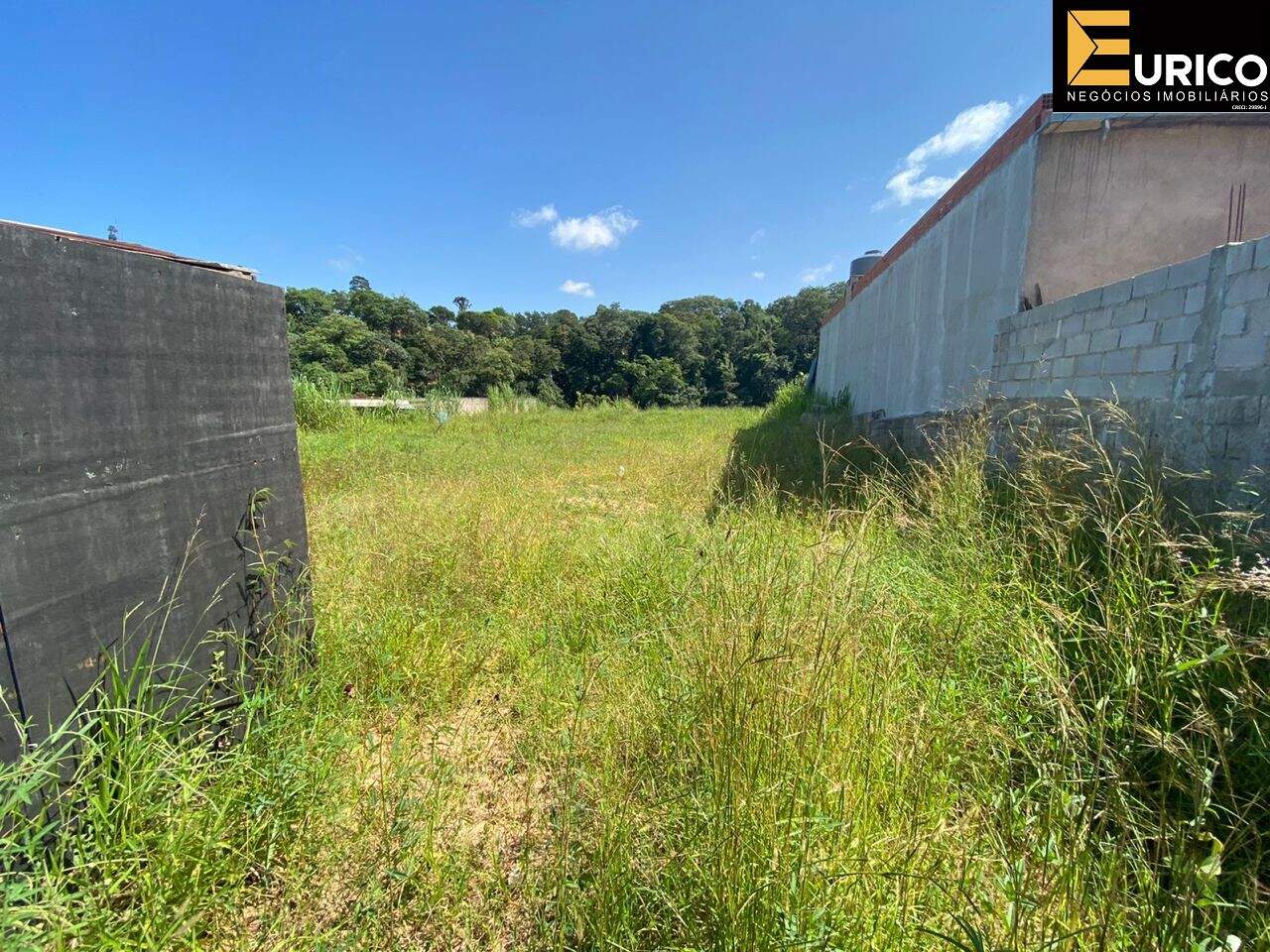 Terreno à venda no Jardim Santa Cândida em Vinhedo/SP: Foto