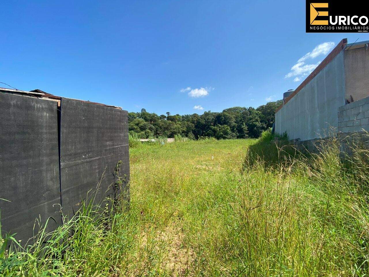 Terreno à venda no Jardim Santa Cândida em Vinhedo/SP: Foto