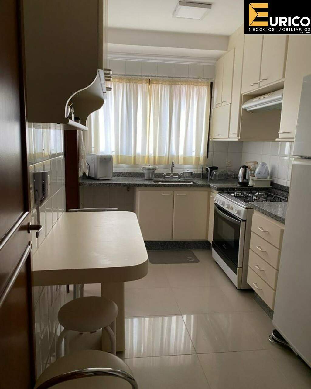 Apartamento à venda no Condomínio Edifício Ana Carolina - CAMBUÍ em Campinas/SP: Foto 05