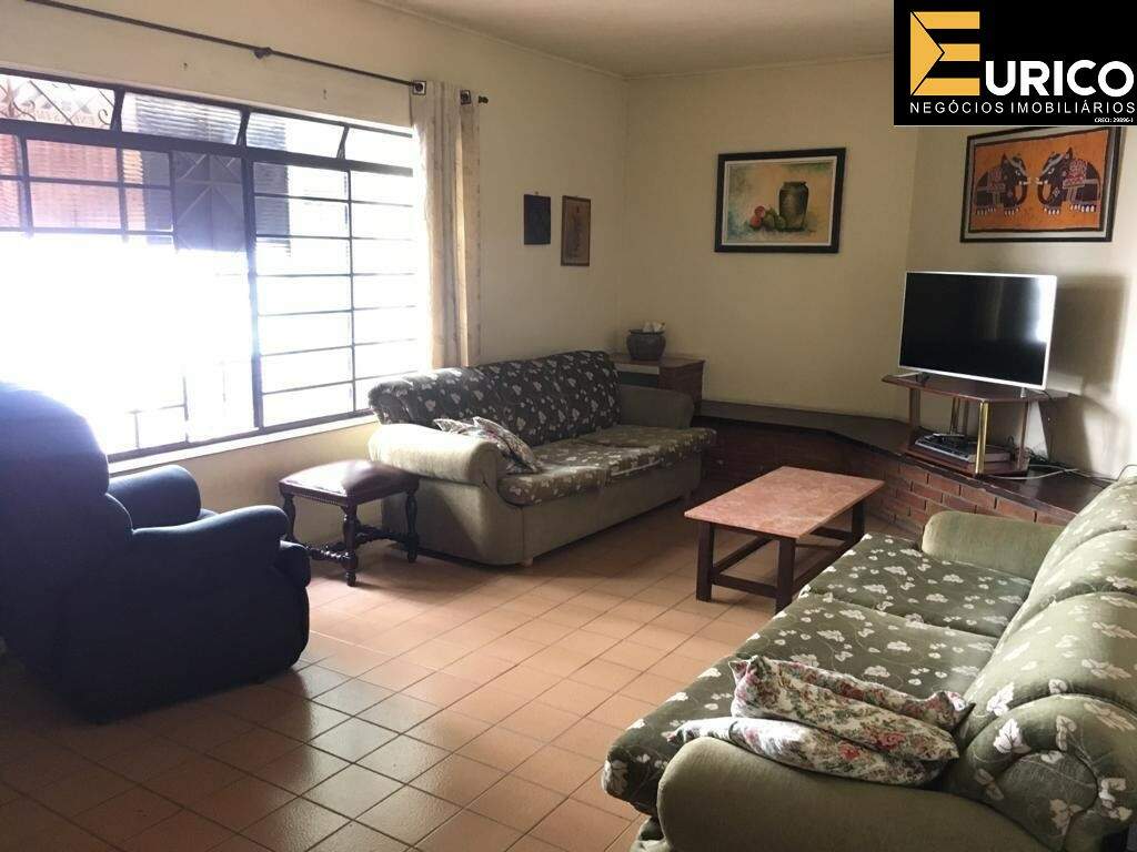 Casa à venda no Centro em Vinhedo/SP: Foto 03