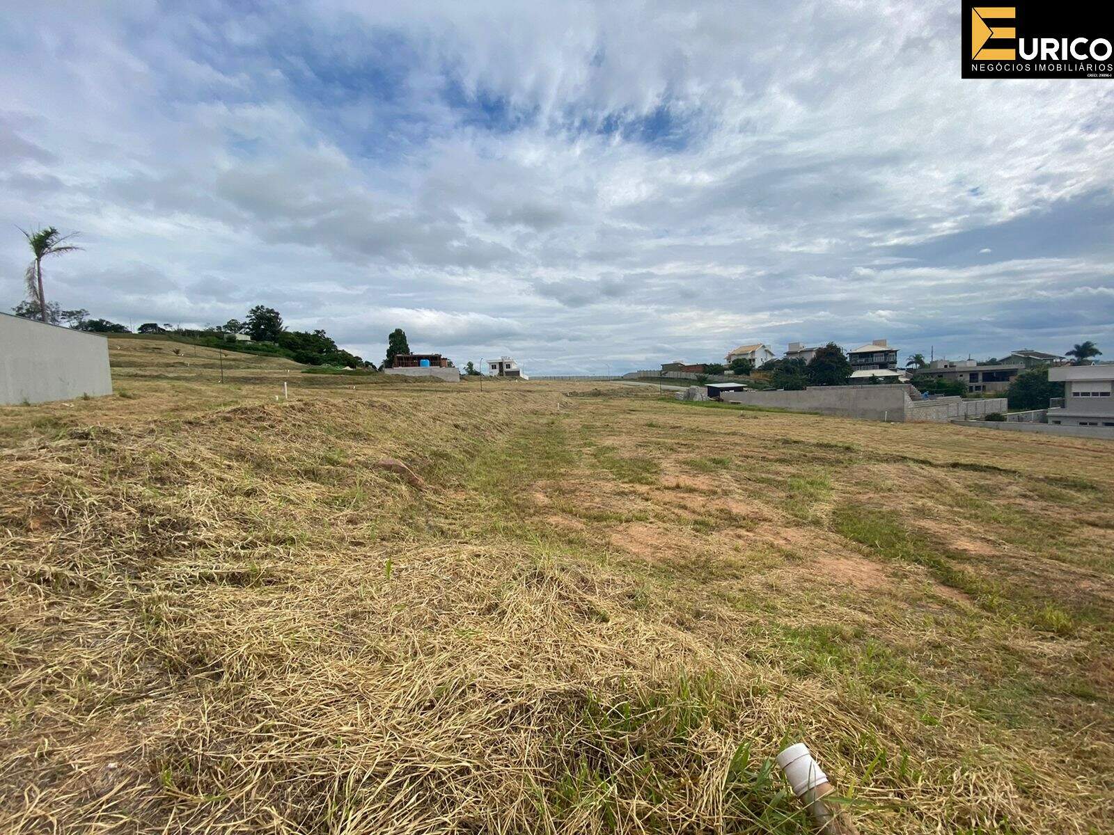 Terreno à venda no Jardim Santa Cândida em Vinhedo/SP: Foto 01