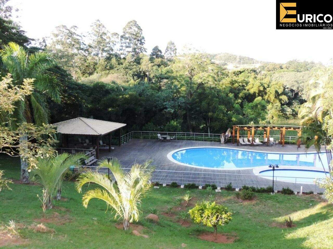 Terreno em Condomínio à venda no Condomínio Santa Isabel em Louveira/SP: Foto