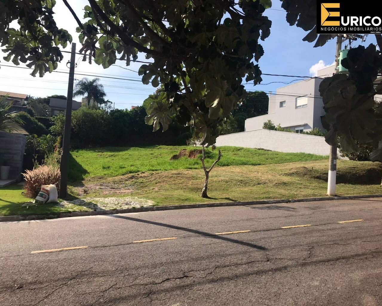 Terreno à venda no Condomínio Sol Vinhedo Village em Vinhedo/SP: Foto 01