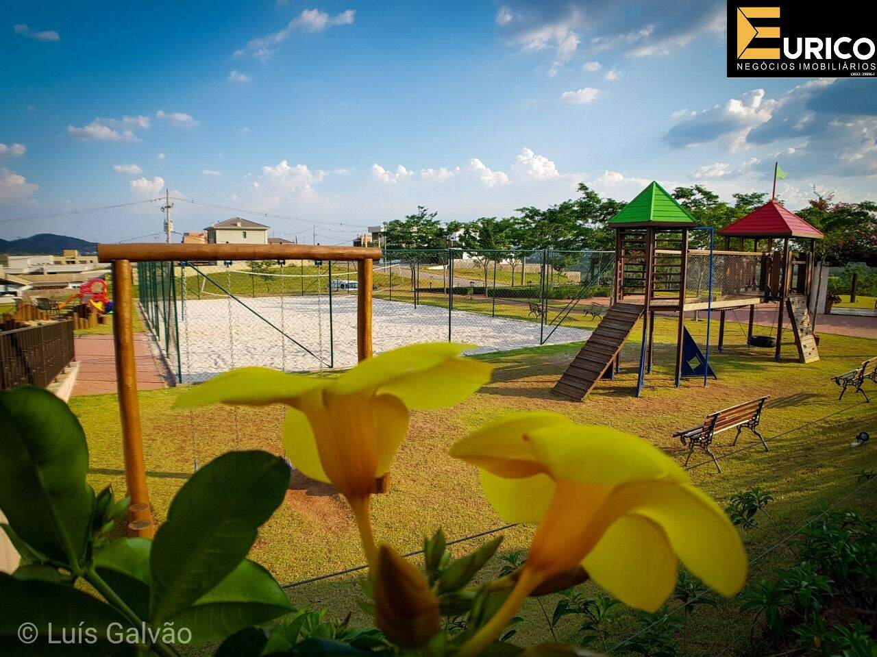 Terreno em Condomínio à venda no Condomínio Campo de Toscana em Vinhedo/SP: Foto