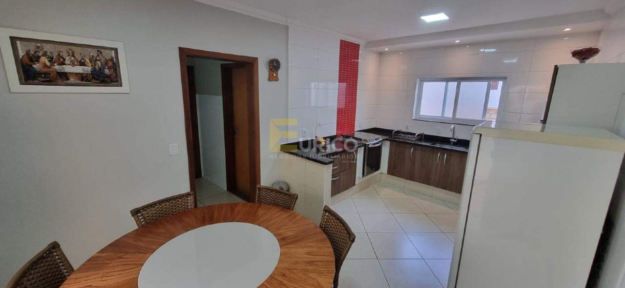 Casa à venda no Centro em Vinhedo/SP: 