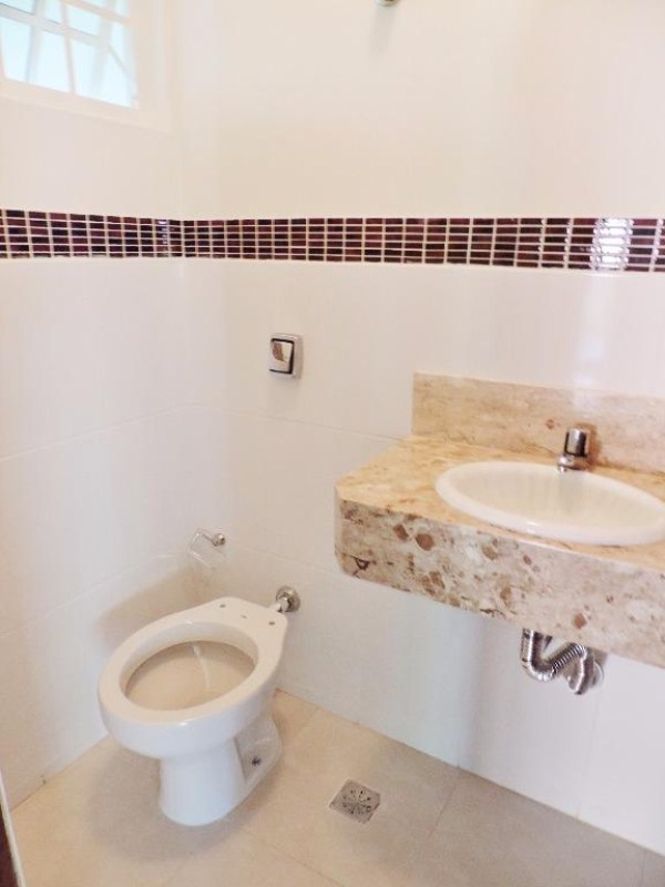 Casa em condomínio para aluguel no Condomínio Estância Marambaia em Vinhedo/SP: 