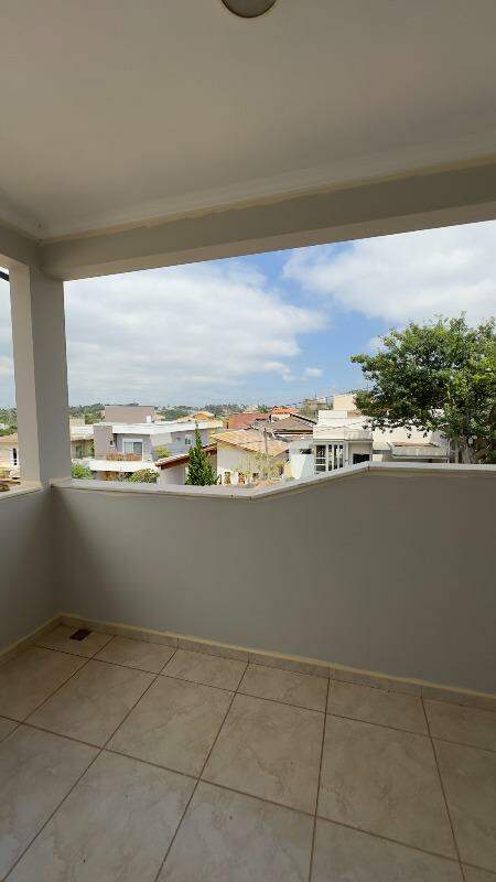 Casa em condomínio para aluguel no Condomínio Terras de São Francisco em Vinhedo/SP: