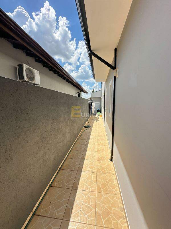 Casa em condomínio para aluguel no Condomínio Terras de São Francisco em Vinhedo/SP: