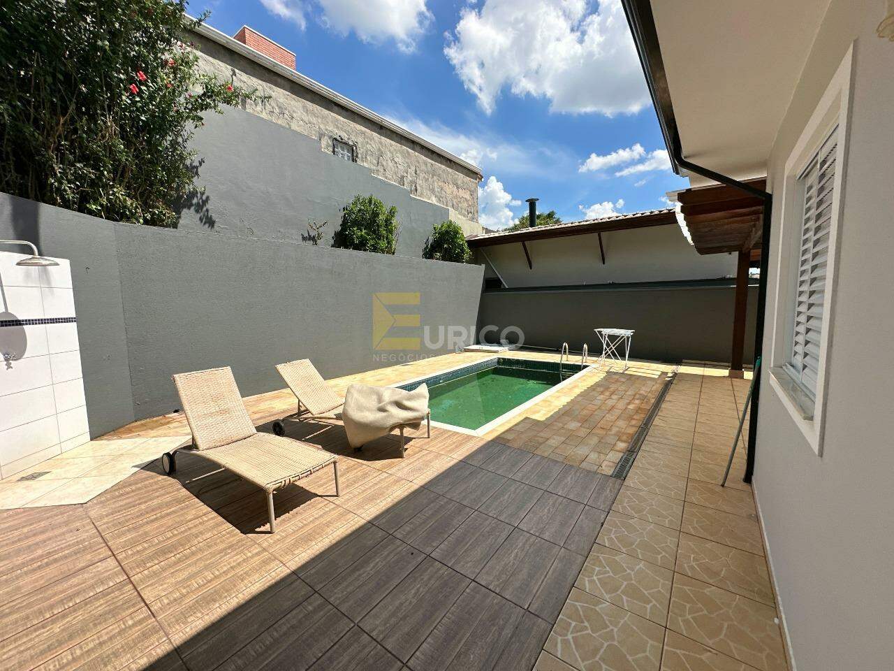 Casa em condomínio para aluguel no Condomínio Terras de São Francisco em Vinhedo/SP: