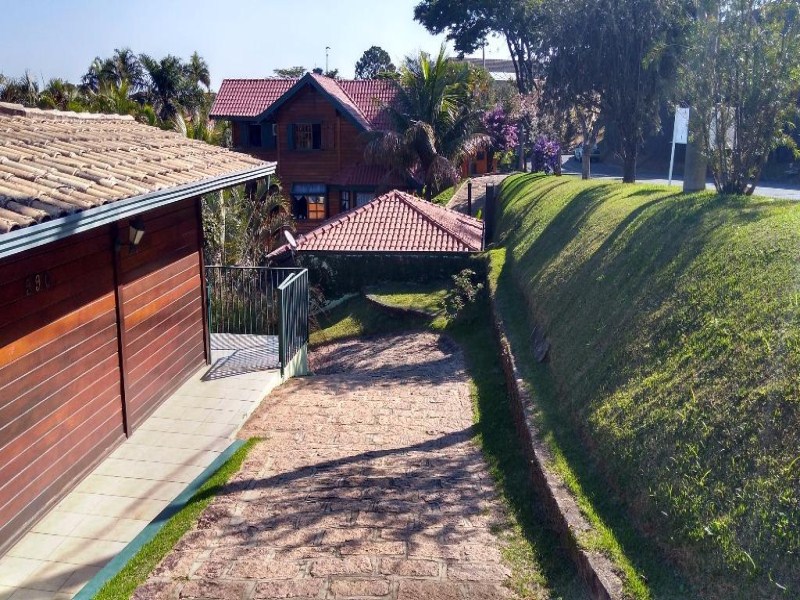 Casa em condomínio à venda no Condomínio Estância Marambaia em Vinhedo/SP: 