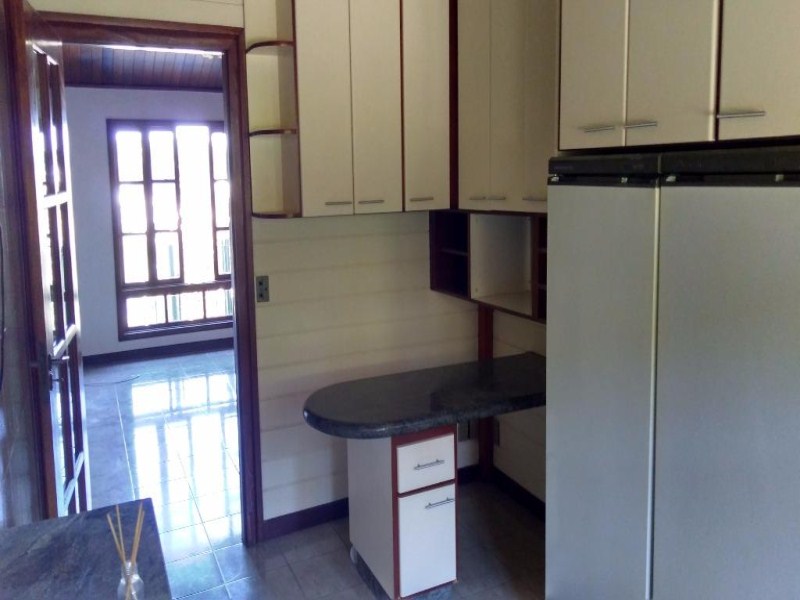 Casa em condomínio à venda no Condomínio Estância Marambaia em Vinhedo/SP: