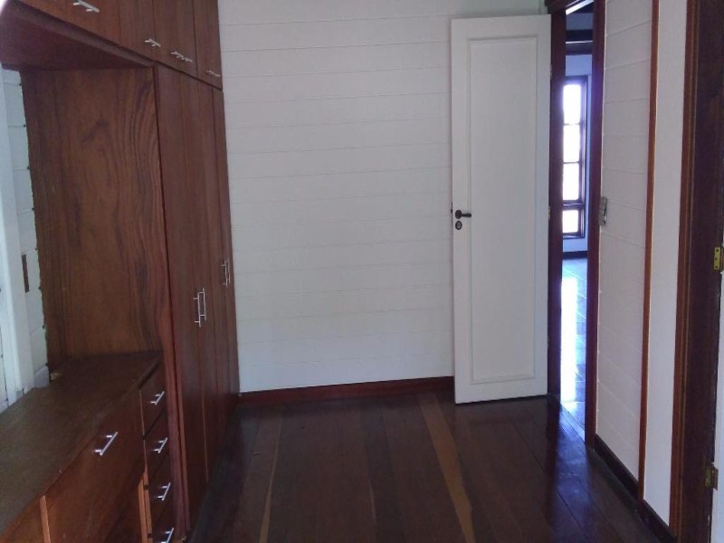 Casa em condomínio à venda no Condomínio Estância Marambaia em Vinhedo/SP: