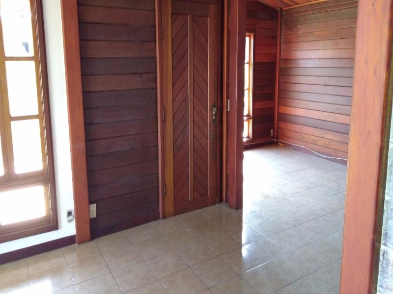 Casa em condomínio à venda no Condomínio Estância Marambaia em Vinhedo/SP: