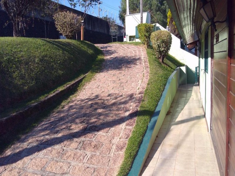 Casa em condomínio à venda no Condomínio Estância Marambaia em Vinhedo/SP: