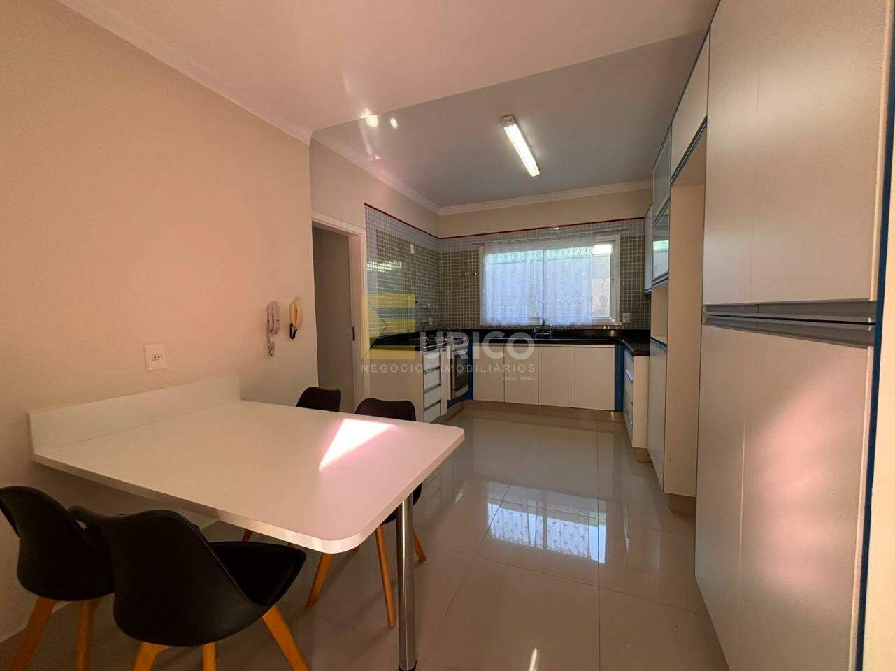 Casa em condomínio para aluguel no Condomínio Bosque dos Cambarás em Valinhos/SP: 