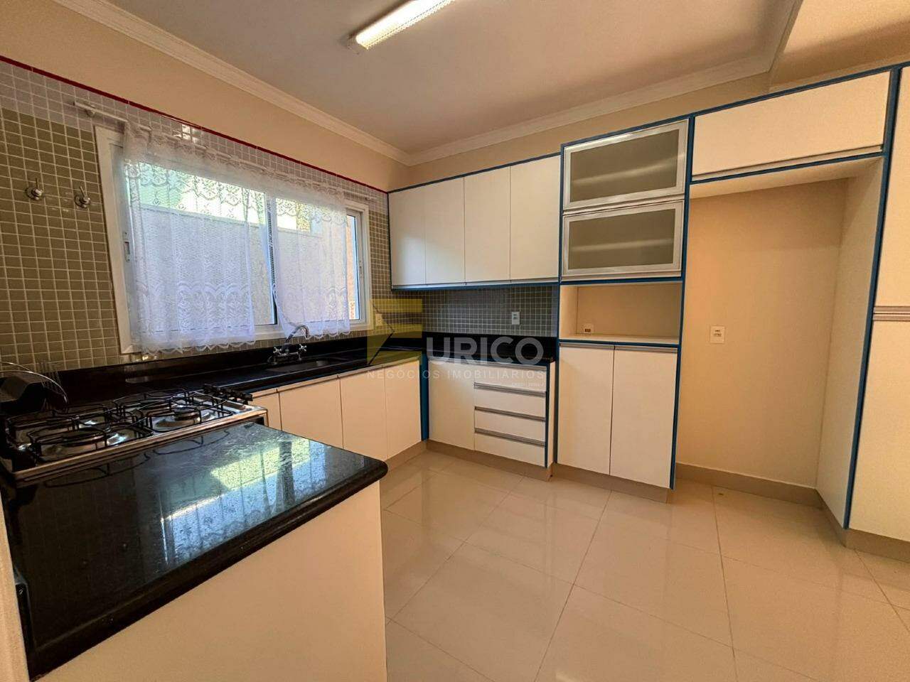 Casa em condomínio para aluguel no Condomínio Bosque dos Cambarás em Valinhos/SP: 