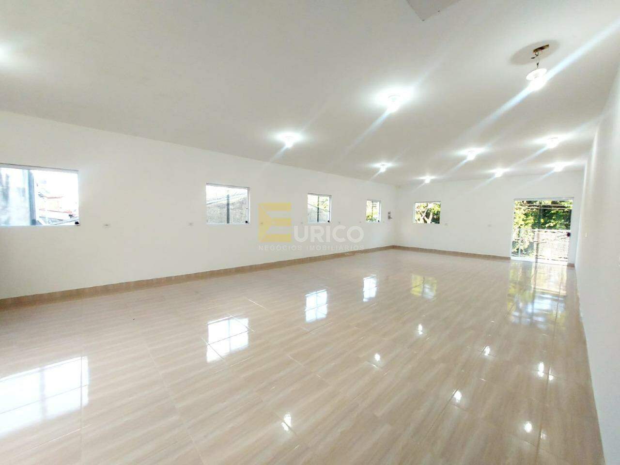 Salão para aluguel no Capela em Vinhedo/SP: 