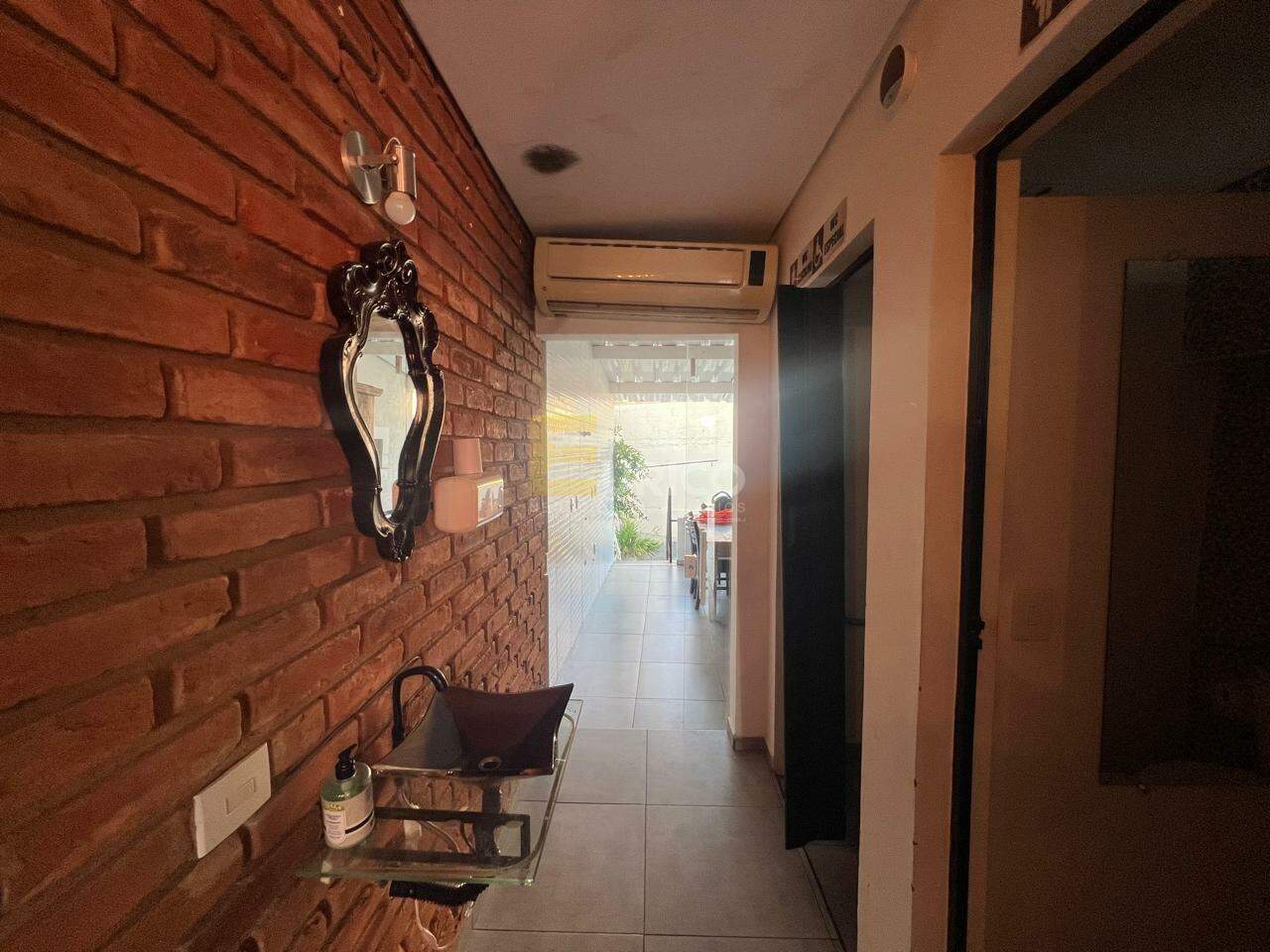 Ponto para aluguel no Centro em Vinhedo/SP: 