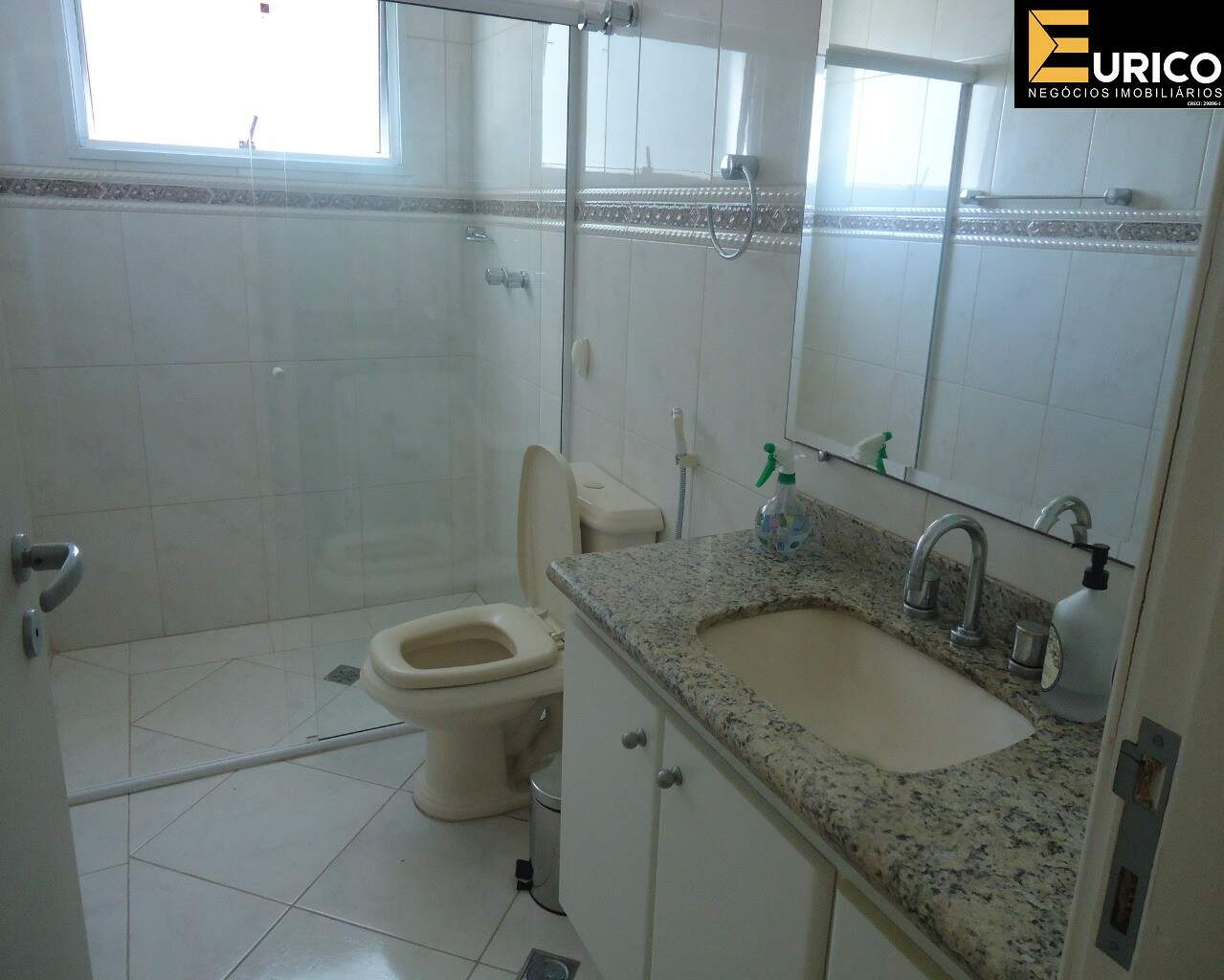 Casa em condomínio para aluguel no Condomínio Jardim America em Vinhedo/SP: Foto 02