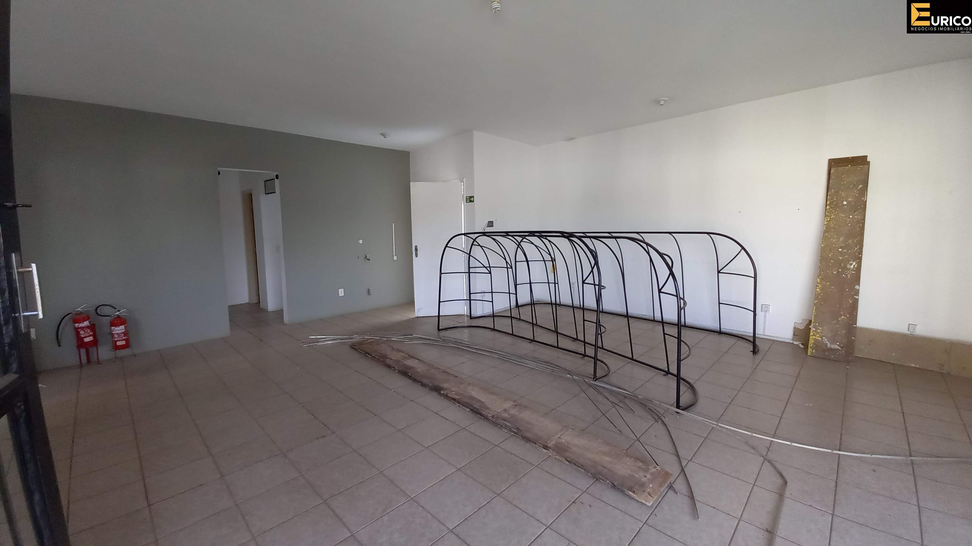 Sala para aluguel no Centro em Vinhedo/SP: Foto 04