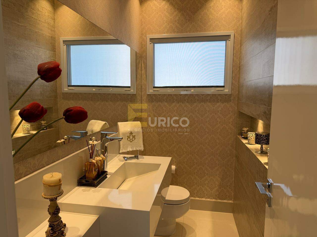 Casa em condomínio à venda no Condomínio Zurich Dorf em Valinhos/SP: