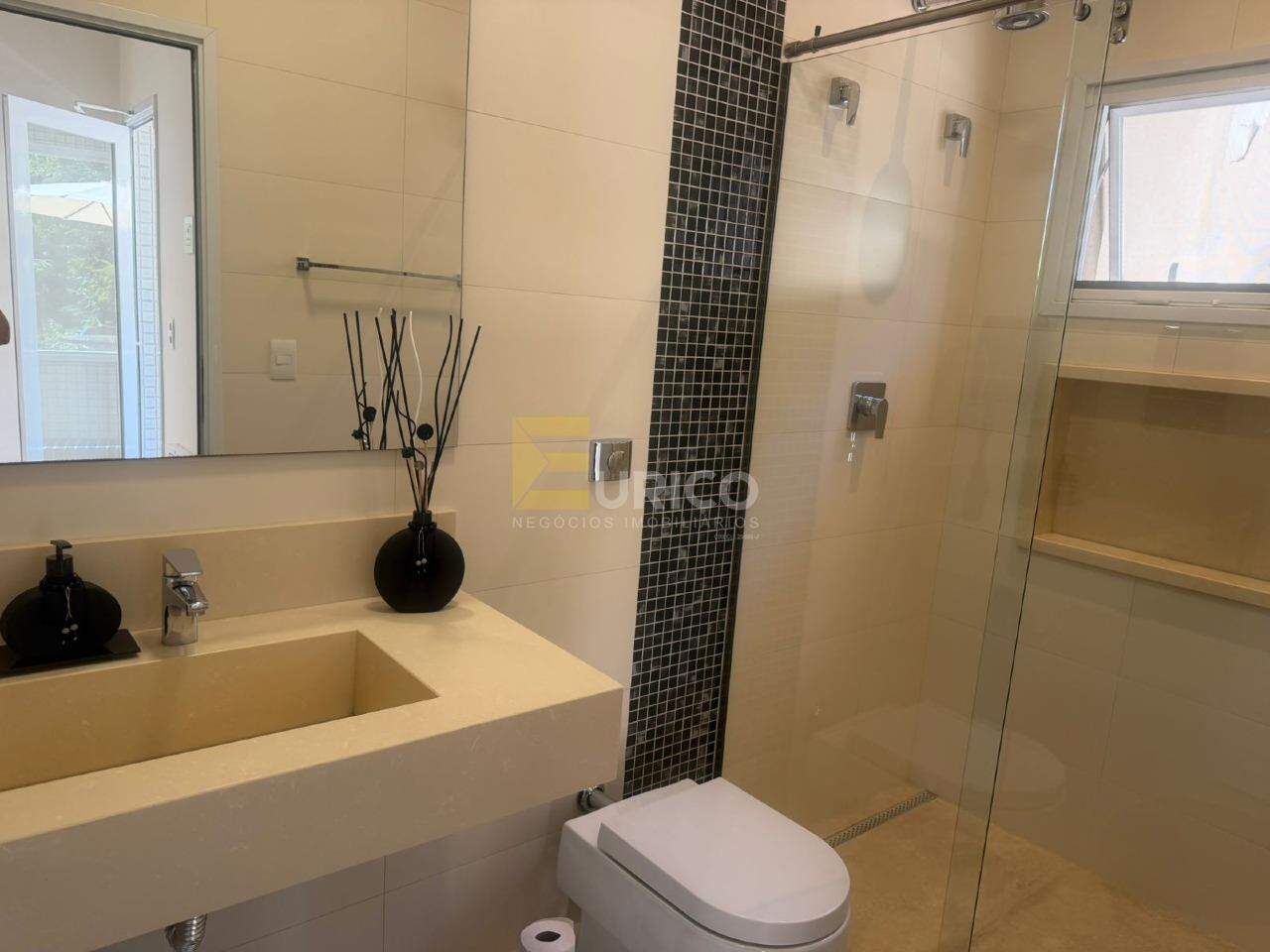 Casa em condomínio à venda no Condomínio Zurich Dorf em Valinhos/SP: