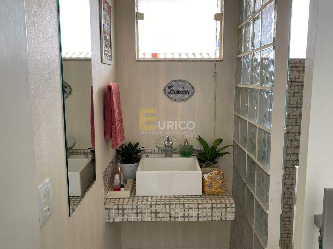 Casa à venda no Jardim Paiquere em Valinhos/SP: 
