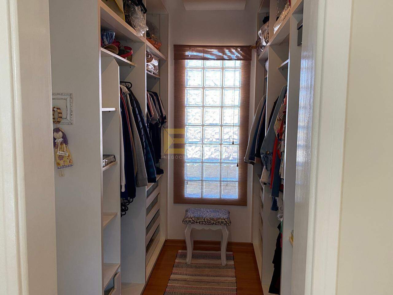 Casa à venda no Jardim Paiquere em Valinhos/SP: 