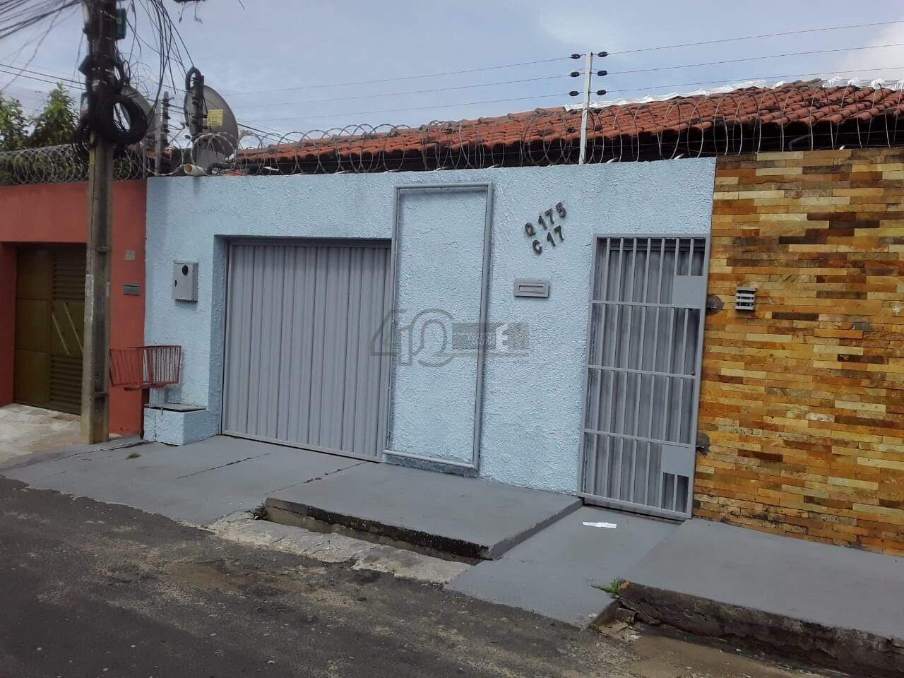 Casa à venda no Dirceu Arcoverde II : 