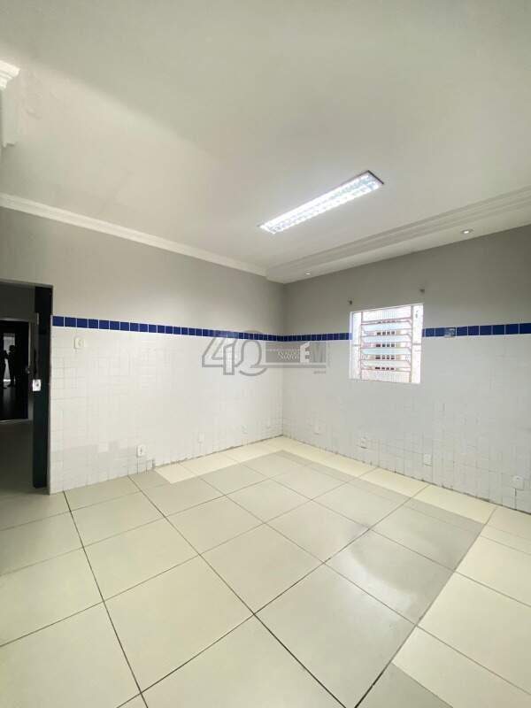 Casa à venda no Dirceu Arcoverde II : 