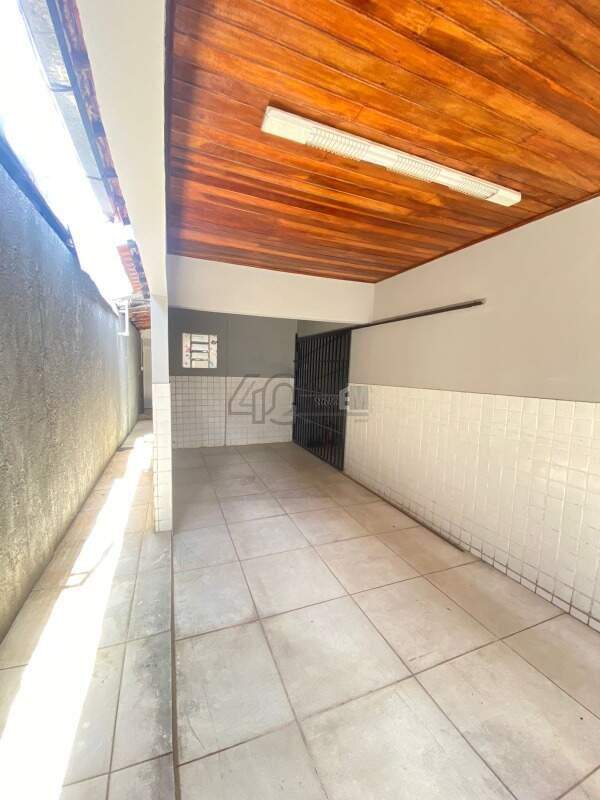Casa à venda no Dirceu Arcoverde II : 