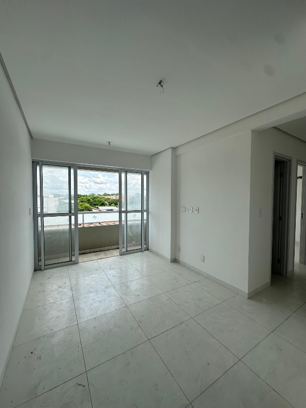 Apartamento à venda no Primavera : 