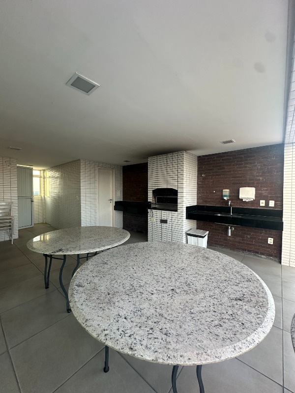 Apartamento para aluguel no Jóquei: 