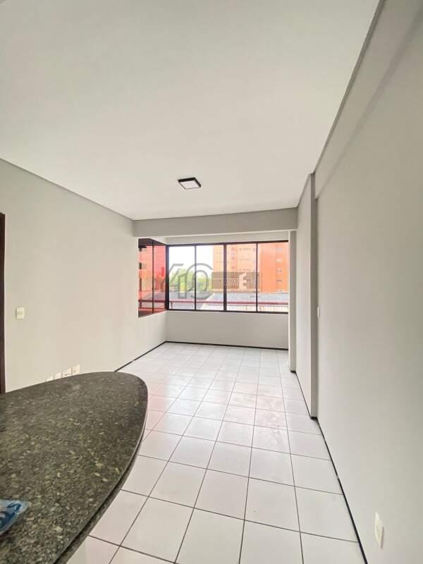 Apartamento à venda no Frei Serafim: 