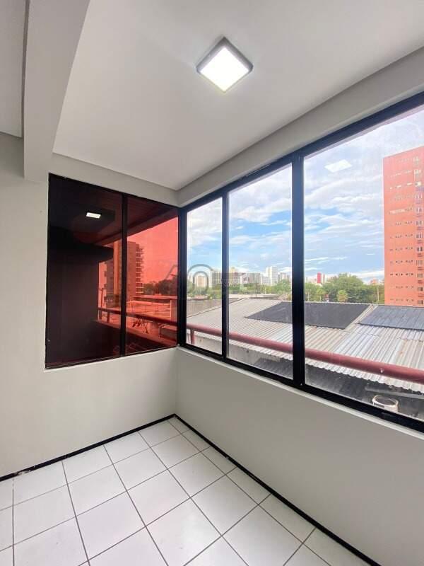 Apartamento à venda no Frei Serafim: 