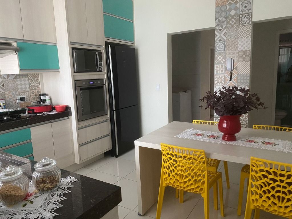 Casa à venda no Vila Scarpelli: 