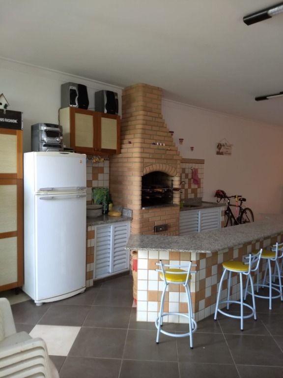 Casa à venda no Paraíso: 