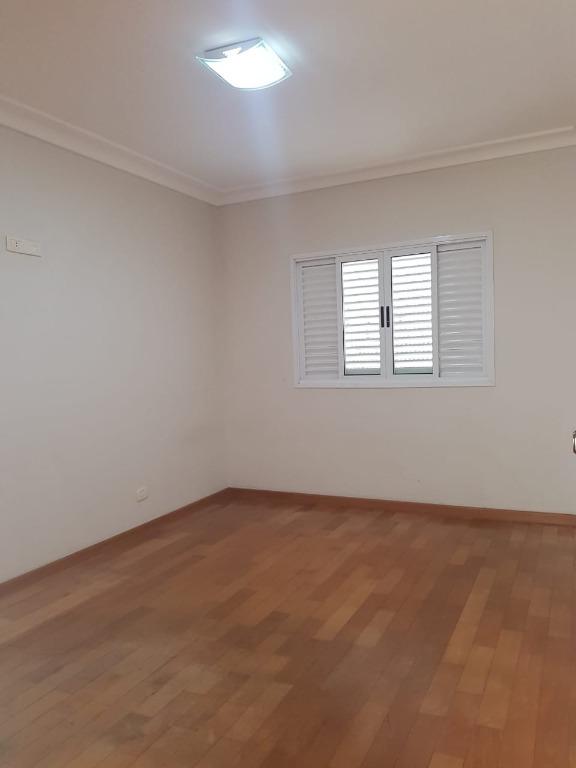 Sobrado à venda no Vila Gilda: 