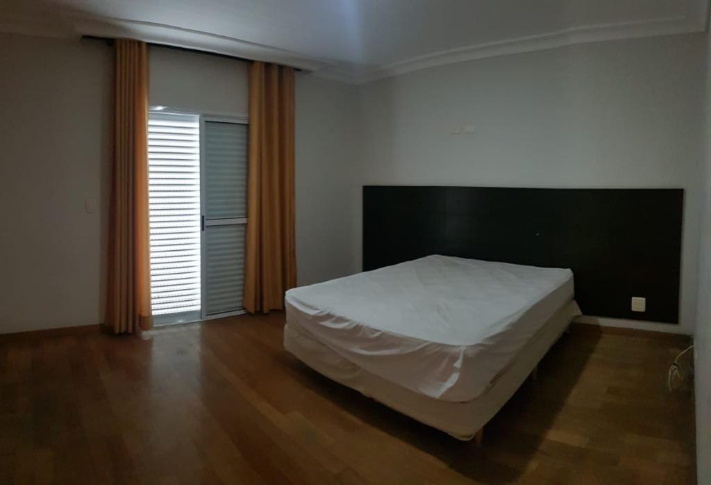 Sobrado à venda no Vila Gilda: 