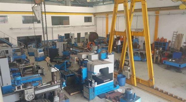 Galpão à venda no Vila Tibiriçá: 