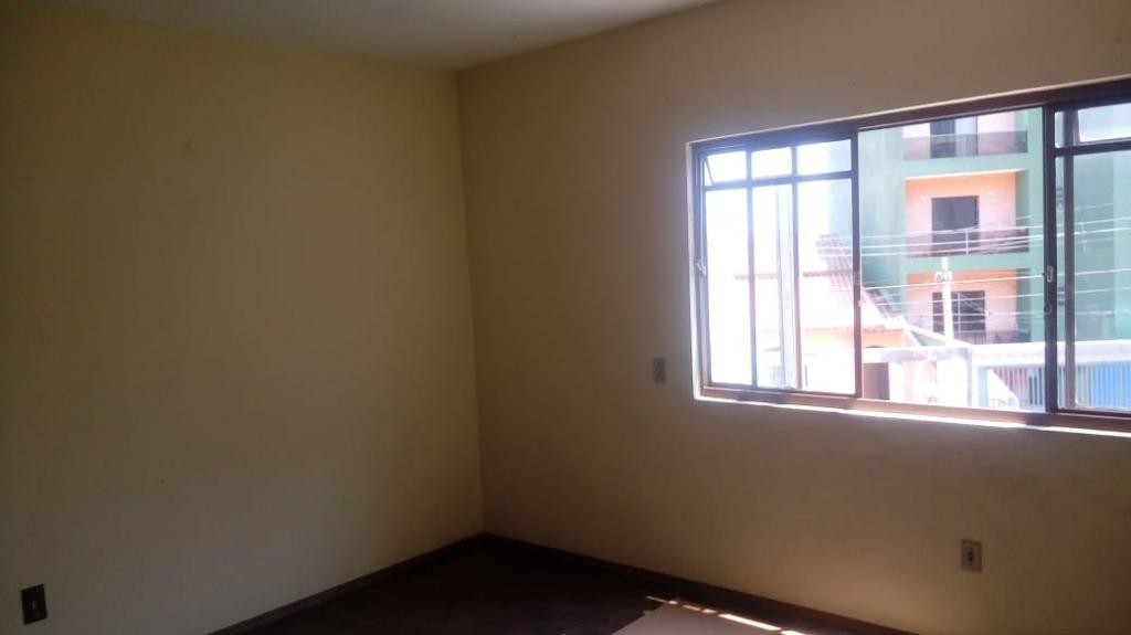 Sobrado à venda no Parque Gerassi: 