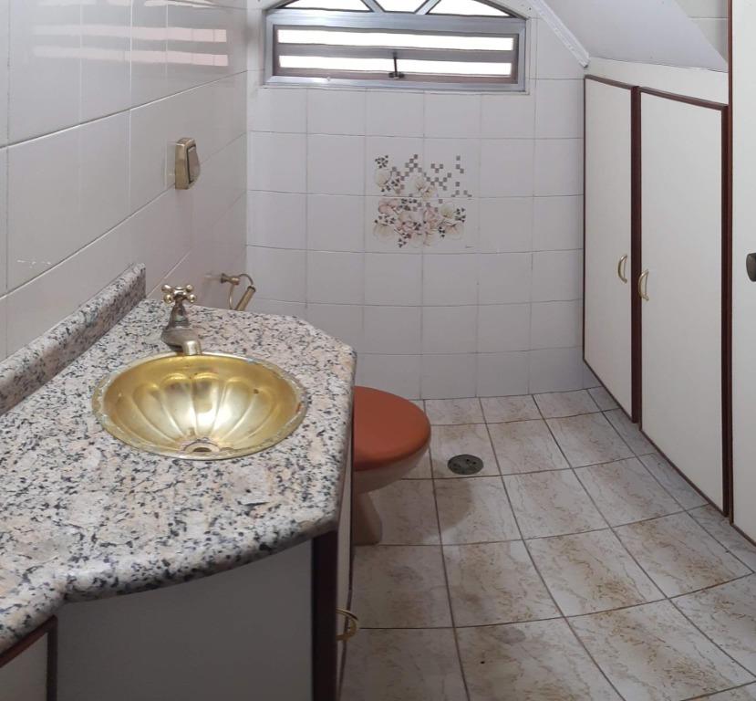 Sobrado à venda no Vila Scarpelli: 